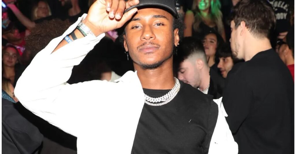 deestroying early life