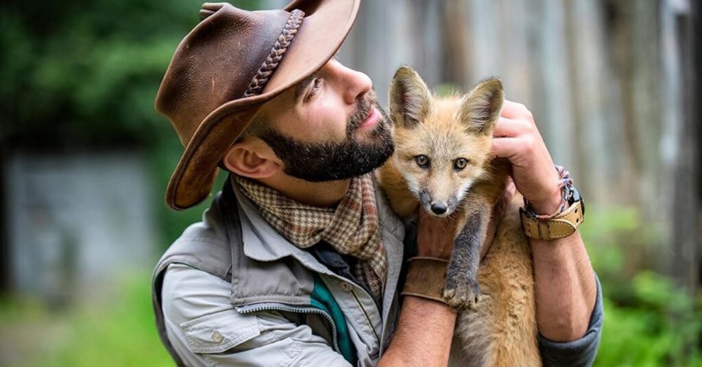 youtube coyote peterson,where is coyote peterson from